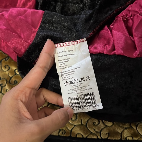 Girls Size 10/12 Halloween Costume Gothic Vampira - Picture 9 of 11